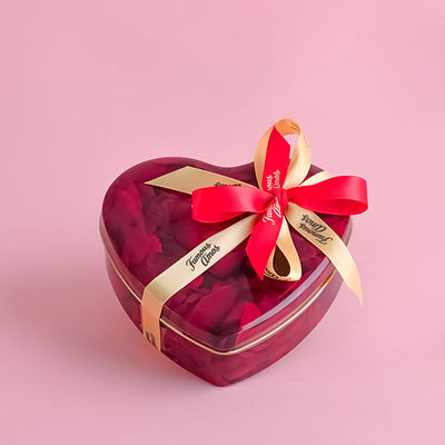 
                  Love Explosion Gift Box cake CakeRush - CakeRush