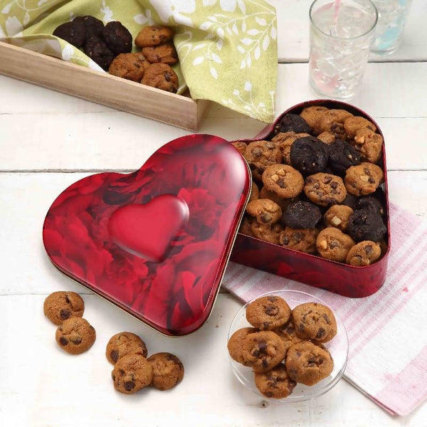 Famous Amos Red Heart Tin 60g addon CakeRush - CakeRush