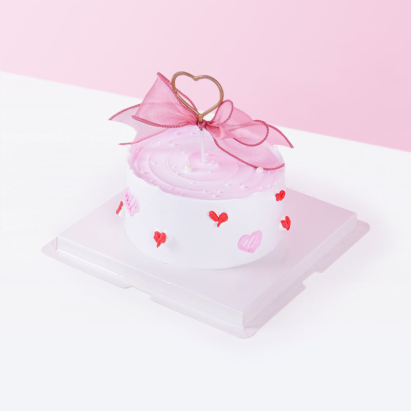 Alternative view of Sparkling Love Cake