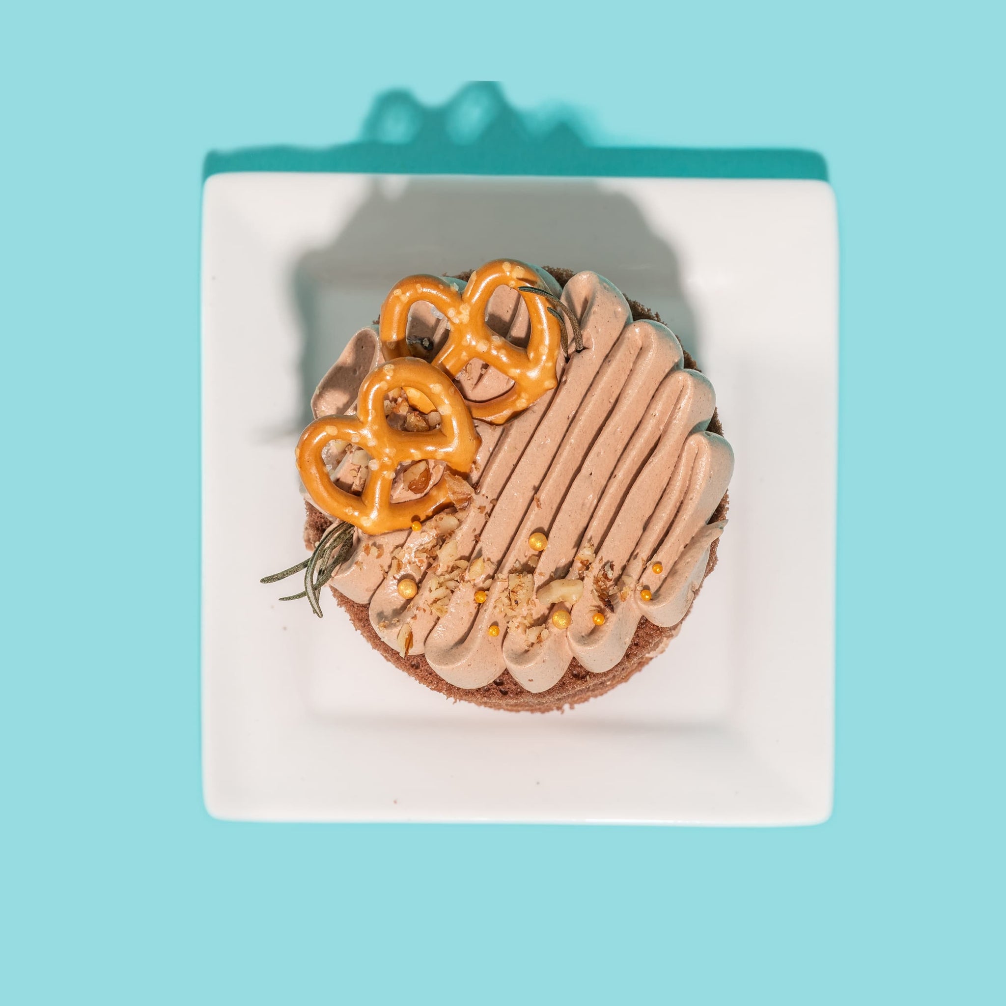 Alternative view of Choco-Hazel Bento Cake