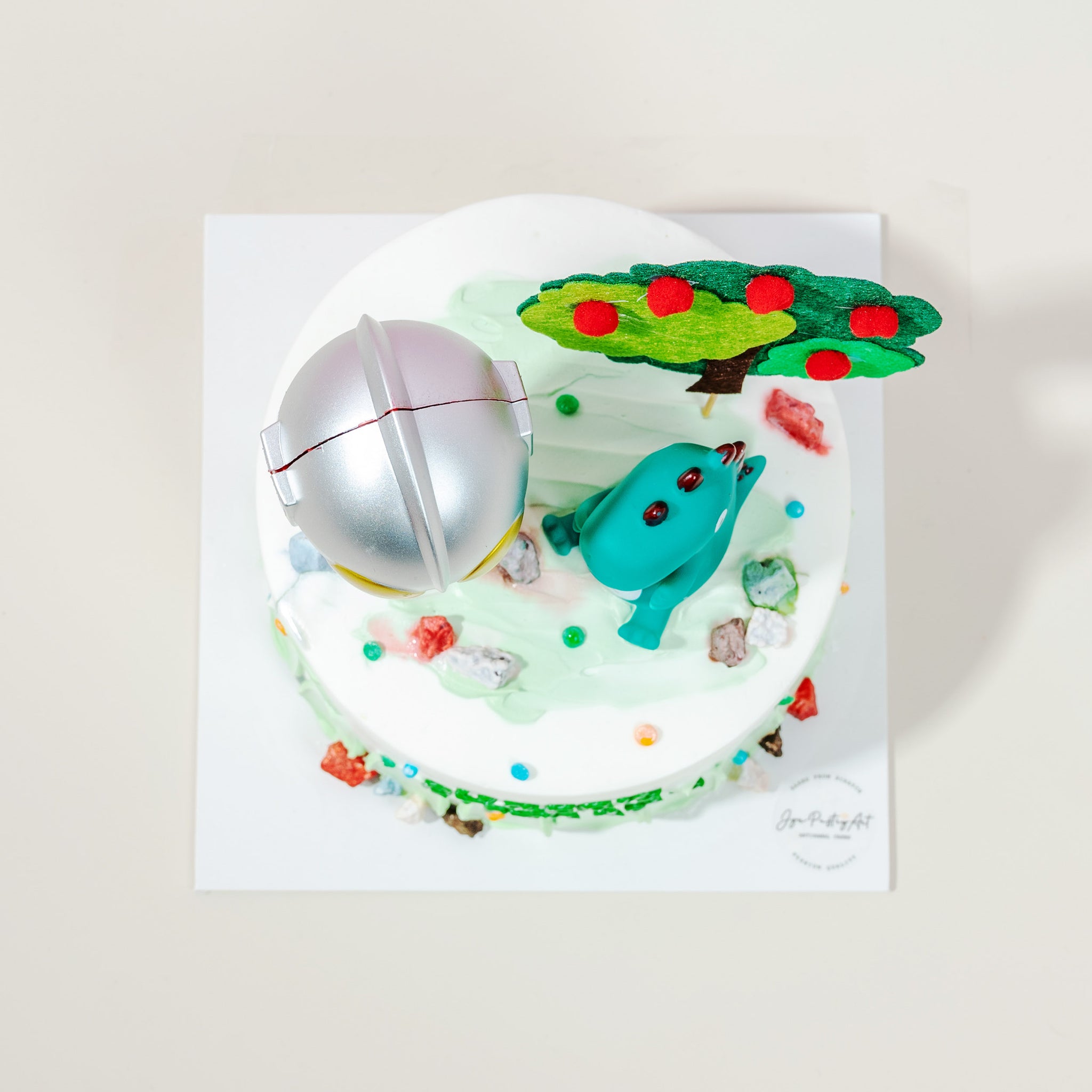 Alternative view of Ultraman