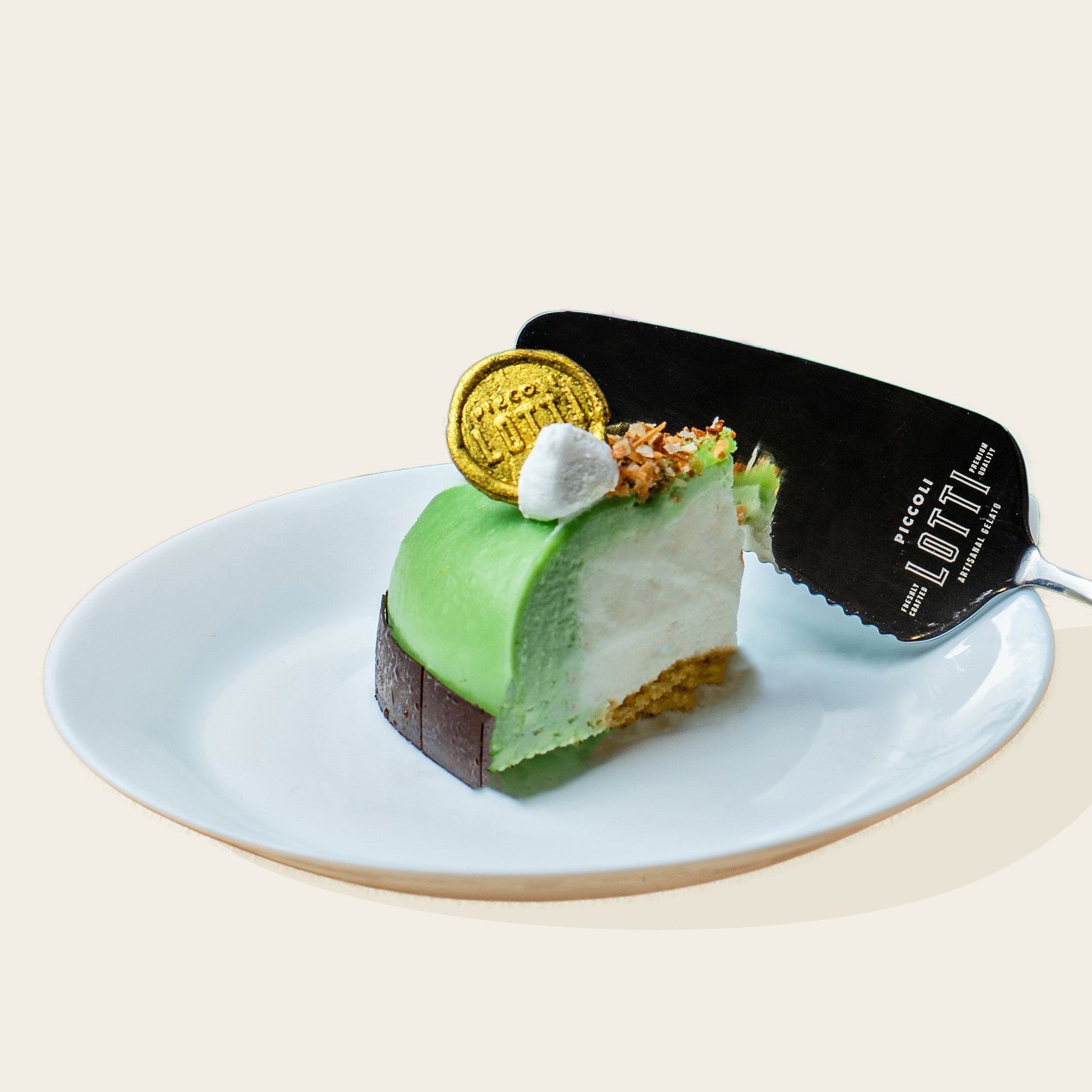 Alternative view of Coconut Pandan Gelato Cake