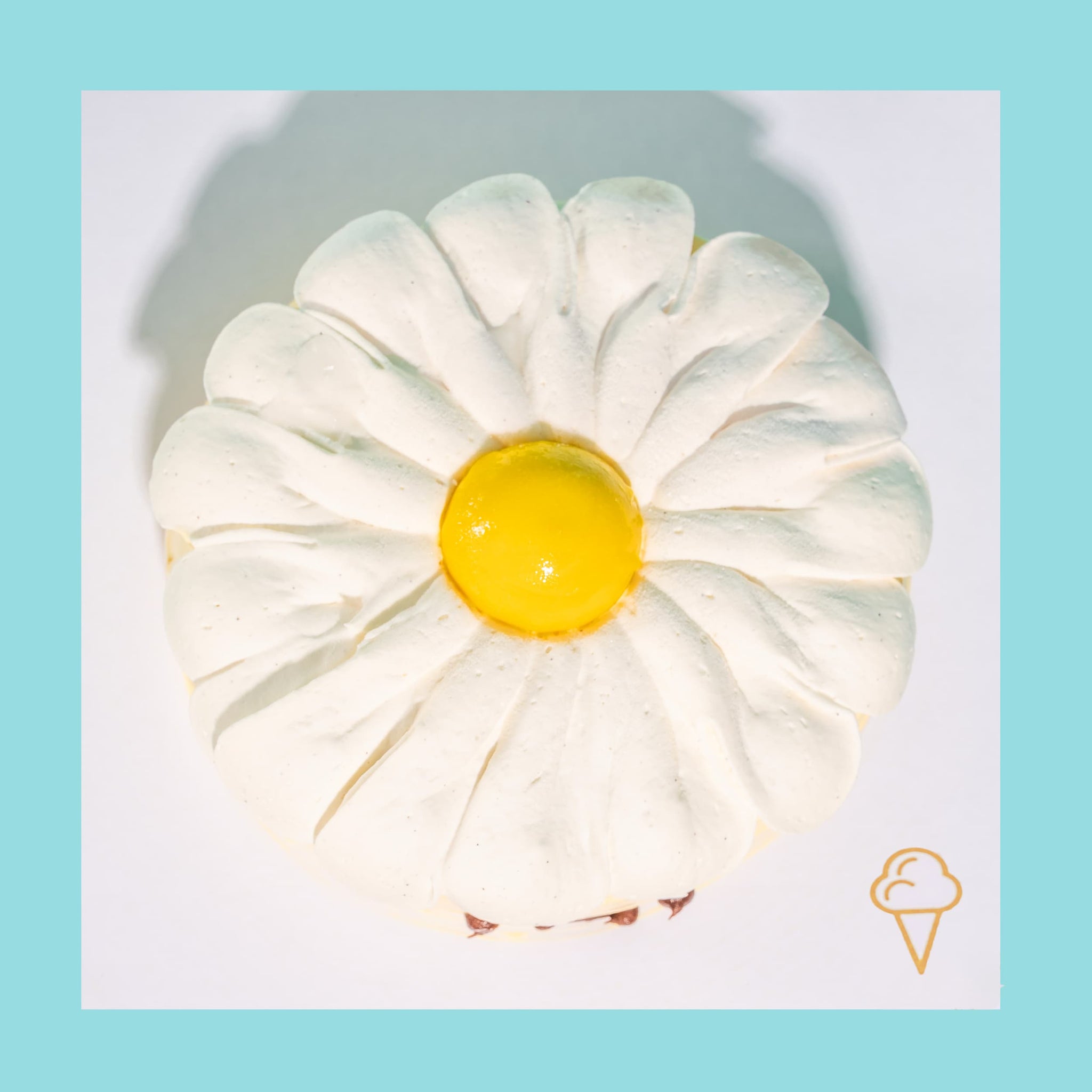 Alternative view of Little Daisy Ice Cream Cake