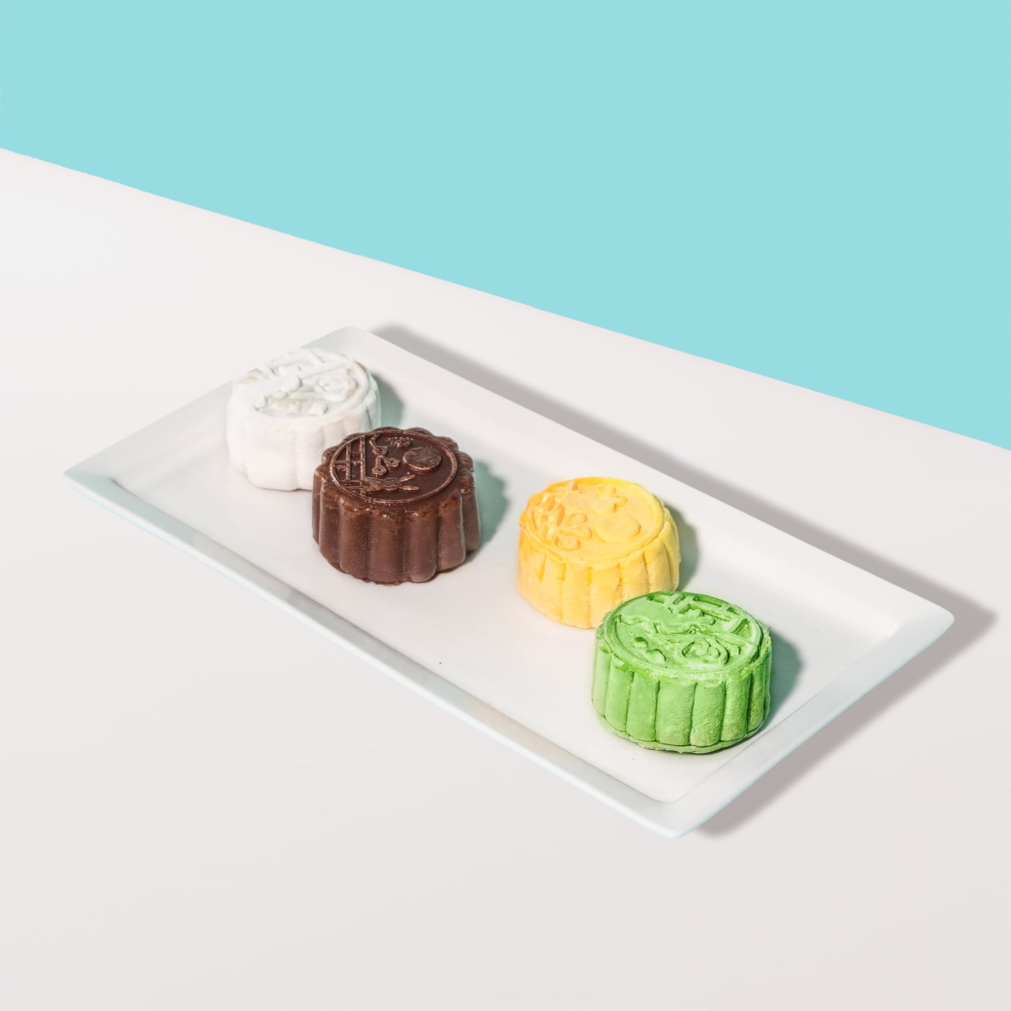Lunar Frost Mooncakes (4pcs/box) Mooncake Inside Scoop - CakeRush