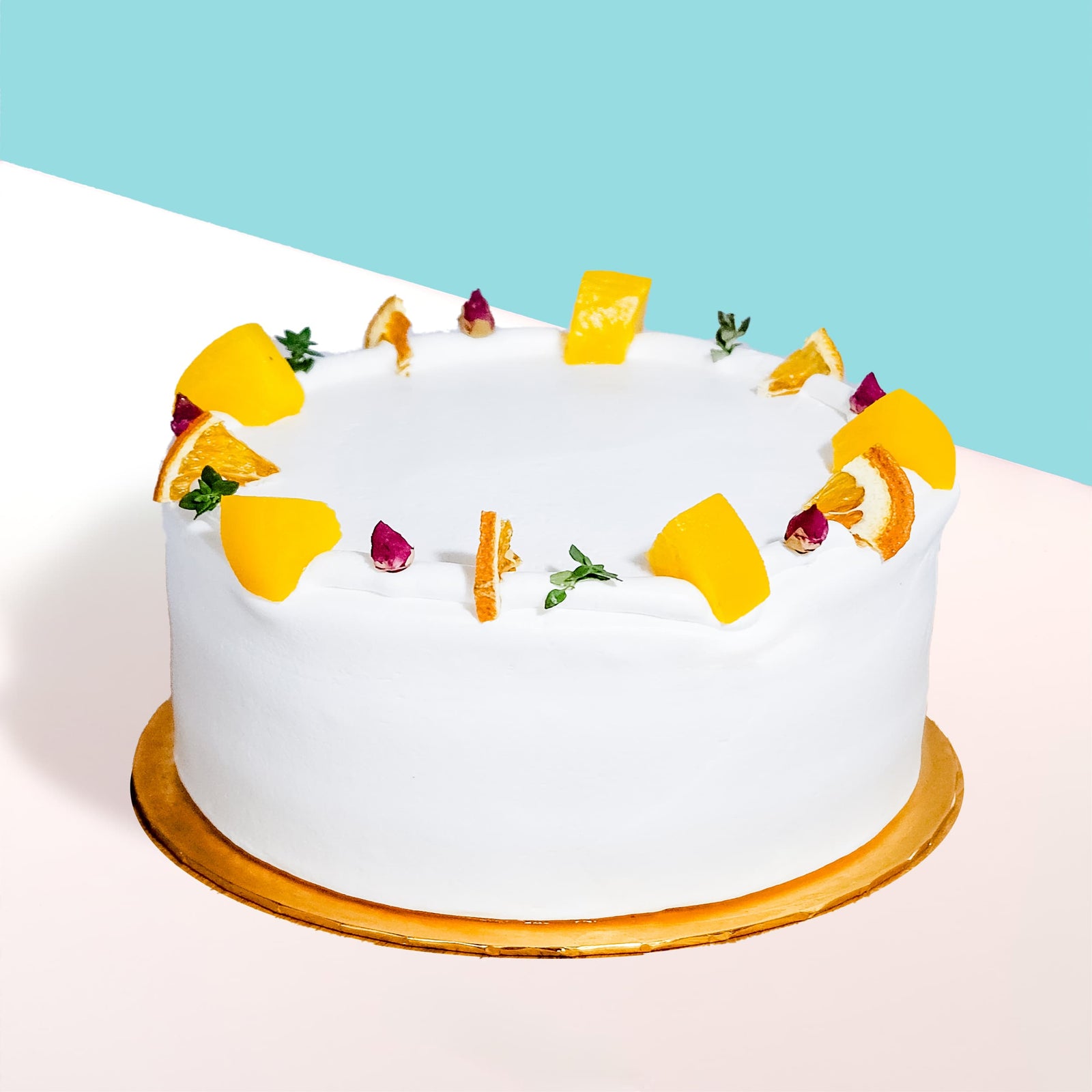 Oolong Peach Cake cake Curious Baker (Melaka) - CakeRush