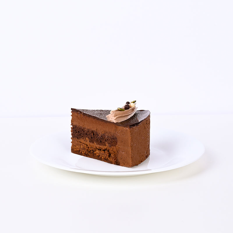 Alternative view of Rocher Royaltine Cake