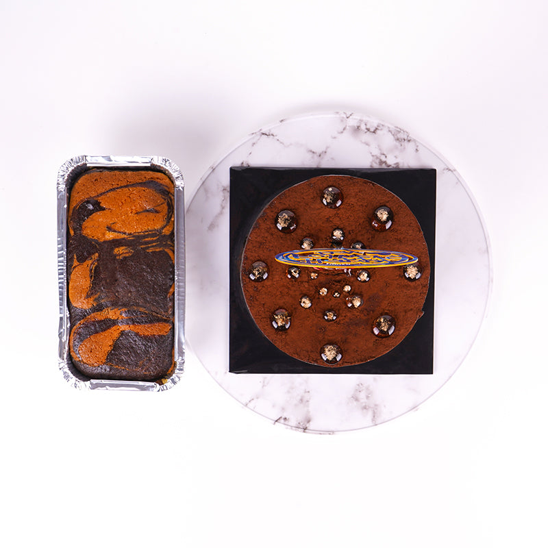 Alternative view of Flourless Chocolate Cake (Bundle)