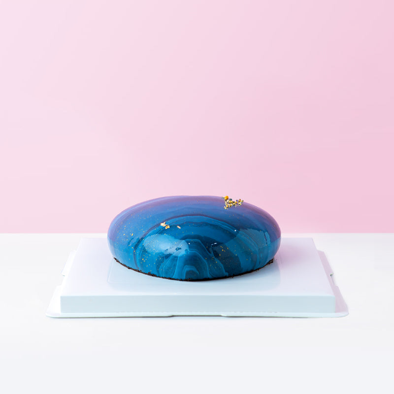 Alternative view of Round Love Mousse Cake