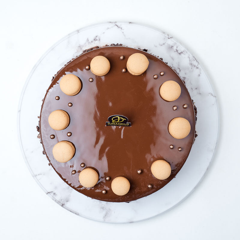 Alternative view of Callebaut Chocolate Cake