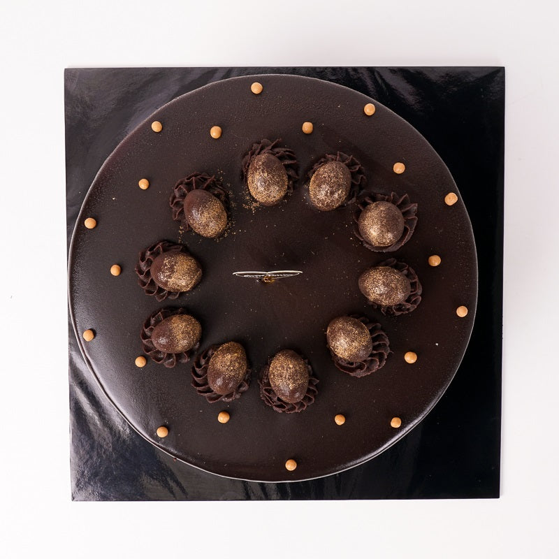 Alternative view of Chocolate Banana Paradise Cake