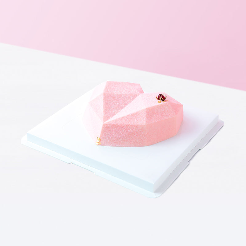 Alternative view of Diamond Love Mousse Cake