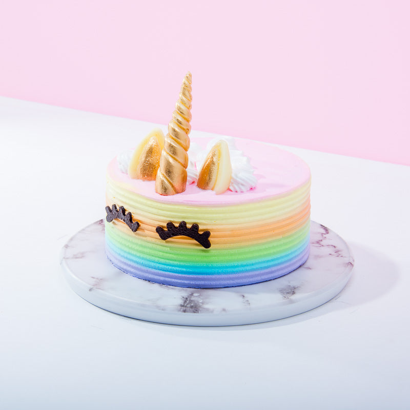 Alternative view of Heavenly Unicorn Cake