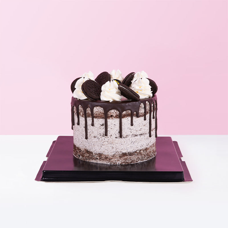 Oreo Chocolate Cake cake Junandus - CakeRush