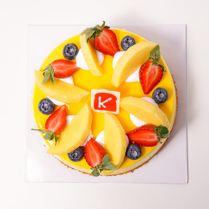 Alternative view of Mango King Cake