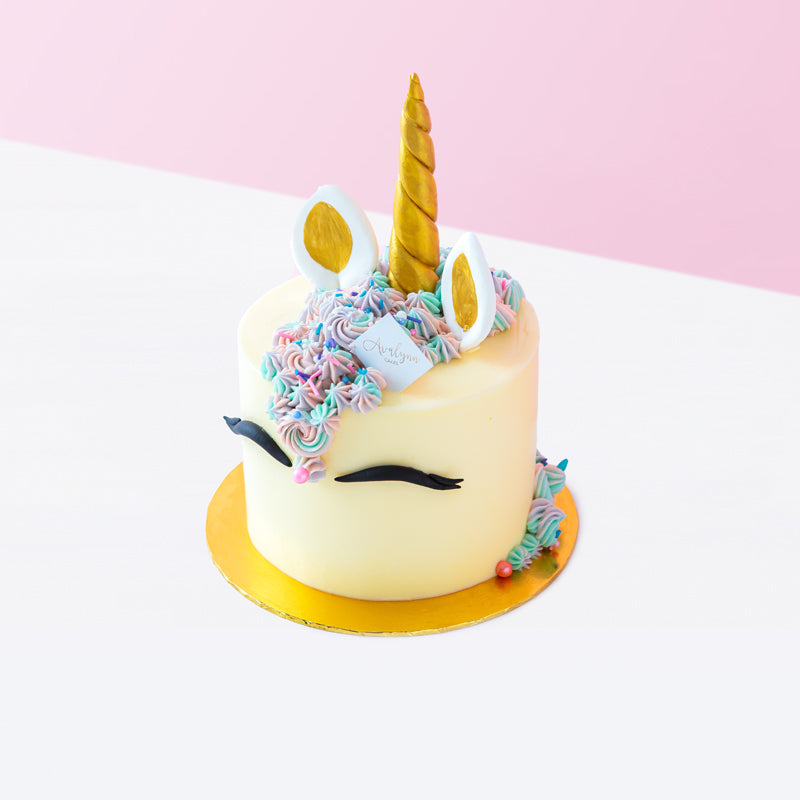 Alternative view of Magical Unicorn Cake