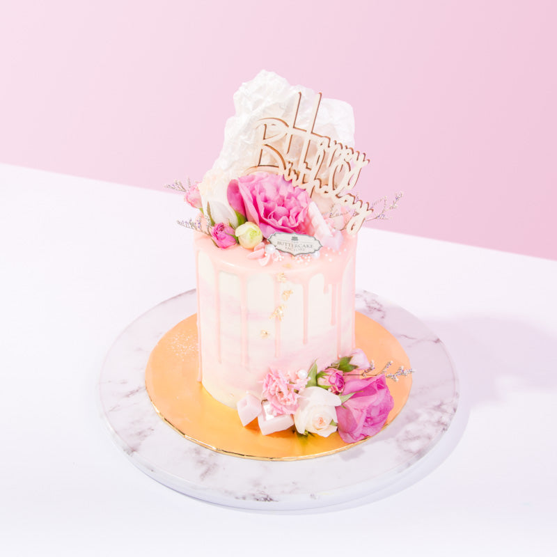 Alternative view of Marchesa Cake