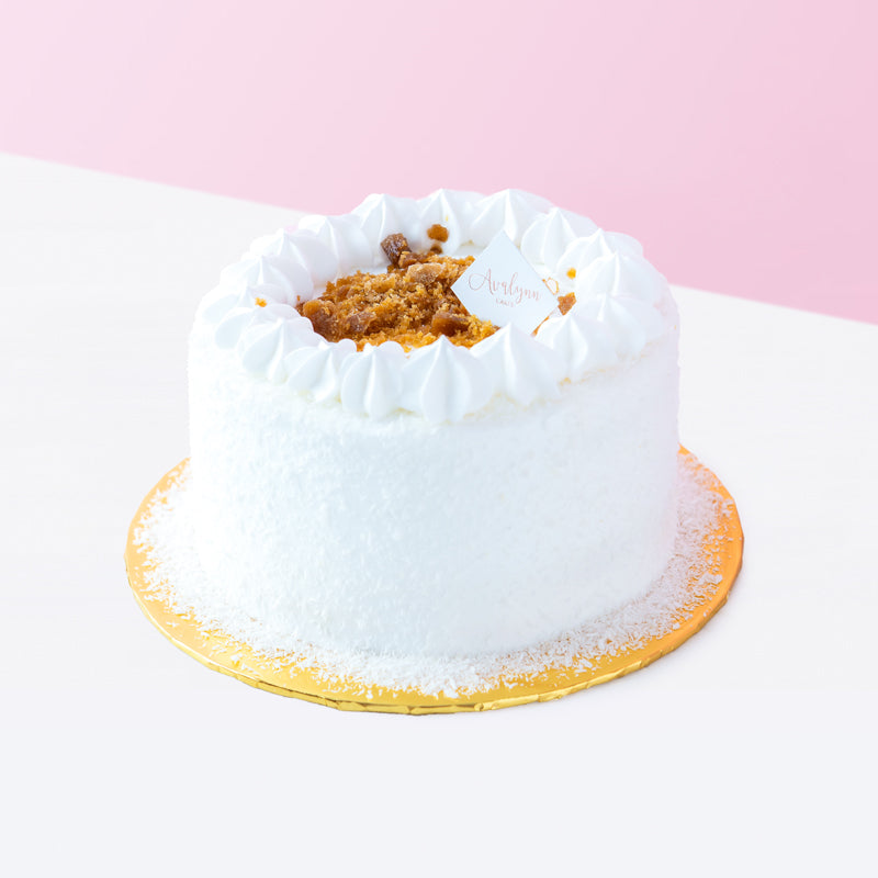 Alternative view of Ondeh Ondeh Pandan Cake