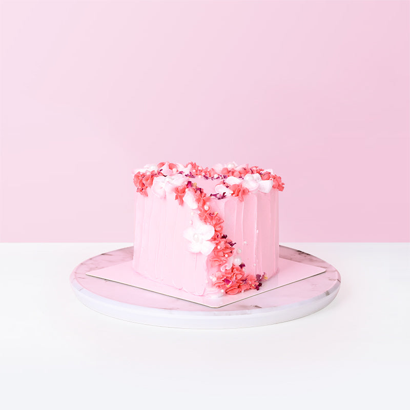 Alternative view of Sweet Romance Heart Cake
