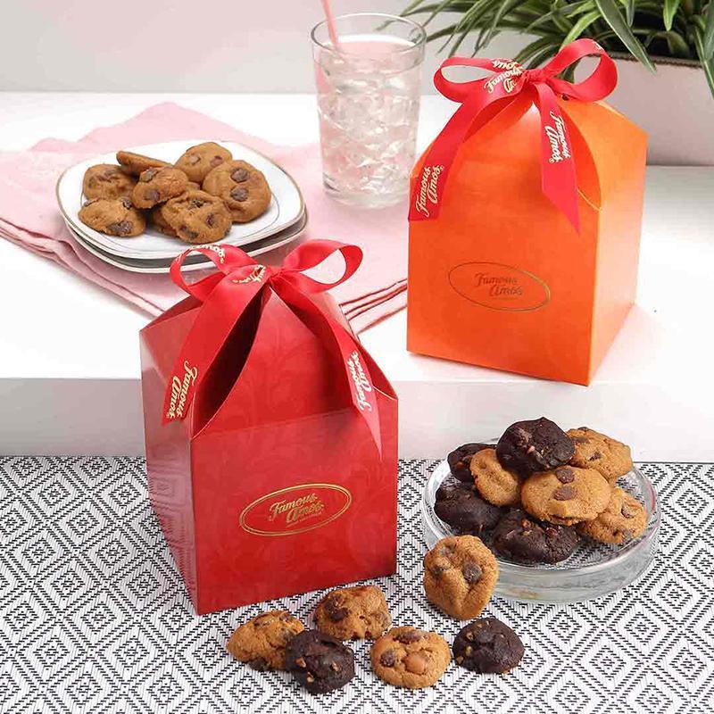 Famous Amos Pentagon Box addon CakeRush - CakeRush